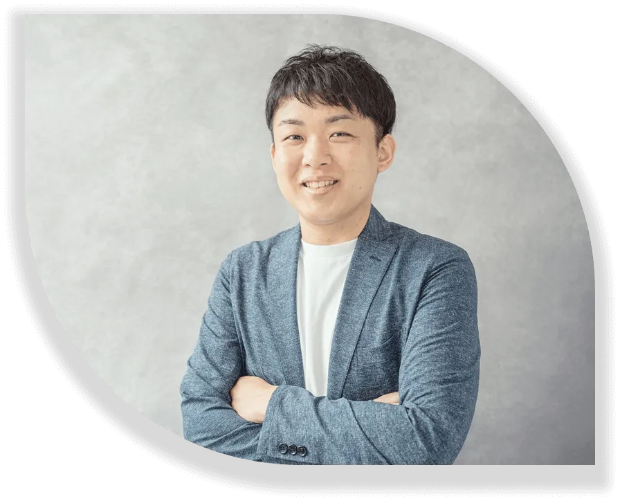 福岡県春日市のしまのえ税理士事務所 代表税理士のプロフィール写真｜信頼と親しみやすさを伝える笑顔